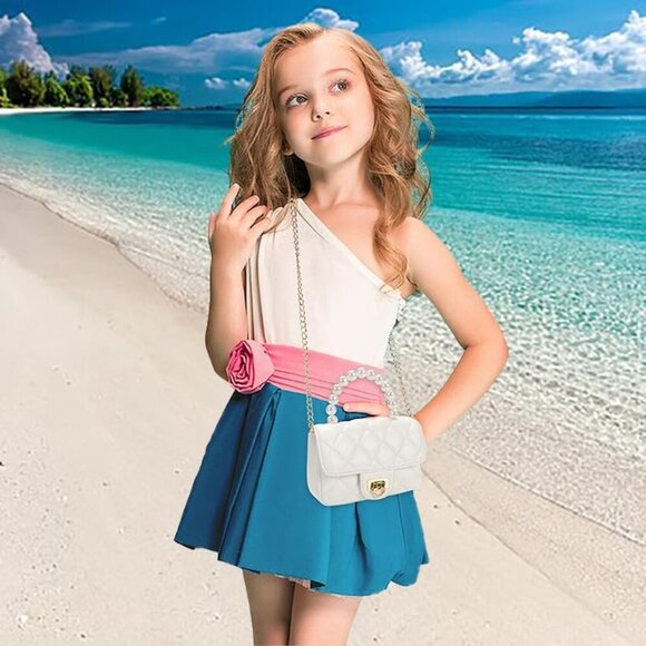 Versatile Kids' Crossbody Bag - White Purse with Heart Lock for All Occasions - Picture 2 of 7